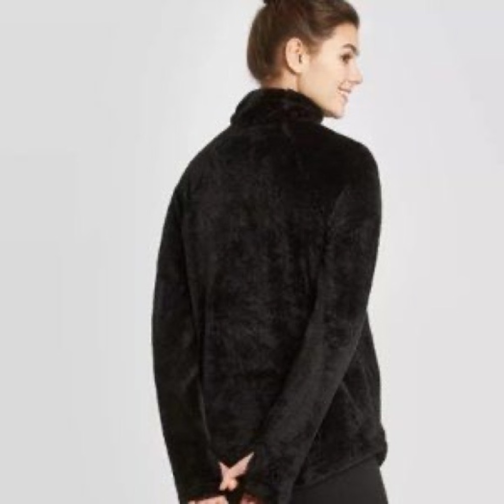 🐼 Fuzzy Pull Over Teddy 🐼 - Picture 2 of 2